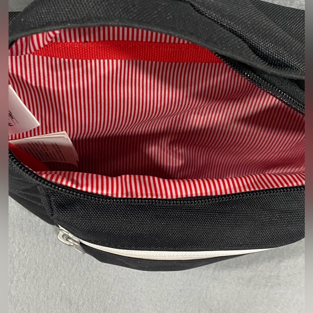 The Herschel Supply Co. Pop Quiz Fanny Pack/Belt Bag, 100% Recycled Body - Picture 6 of 12